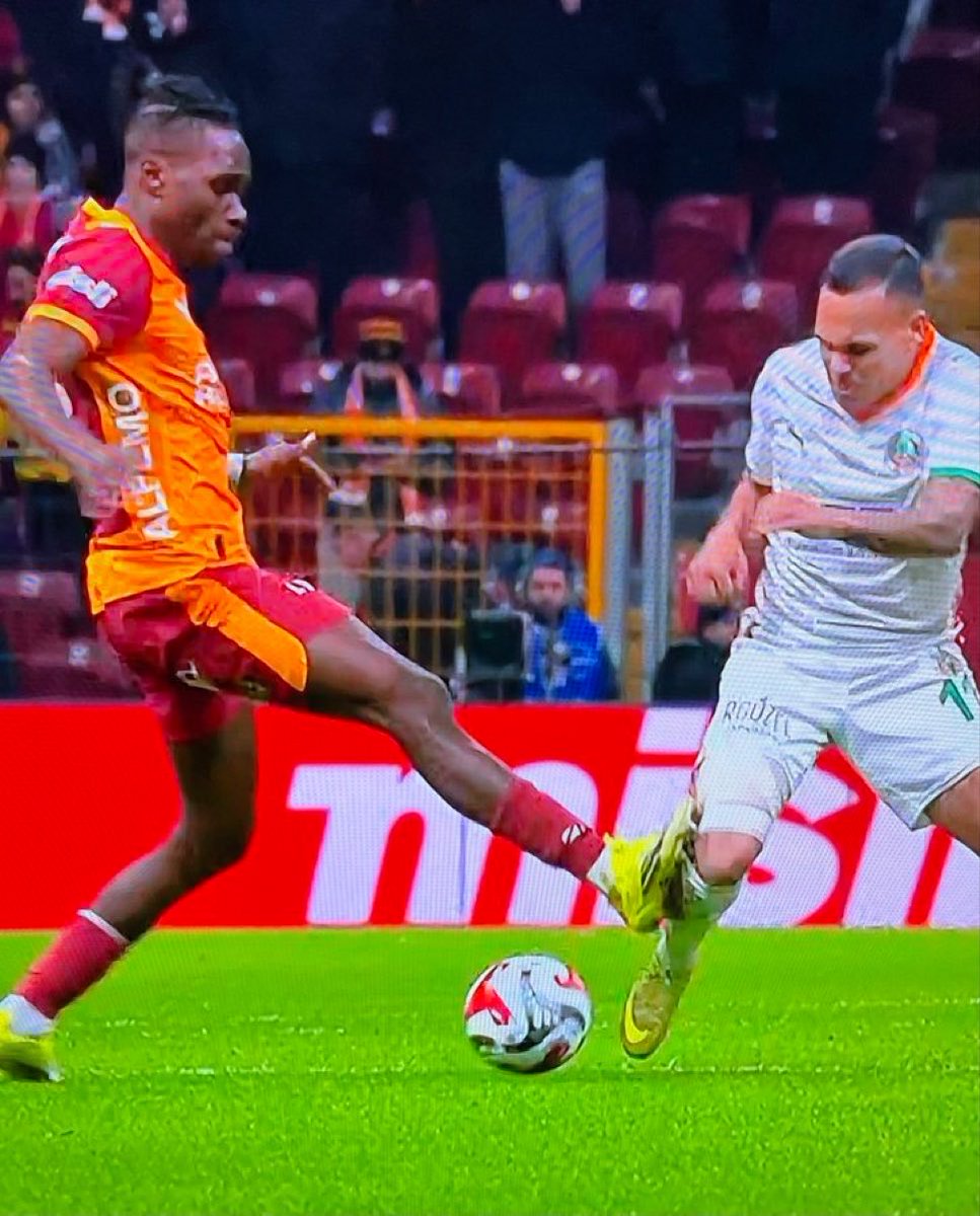 yes context tweet media