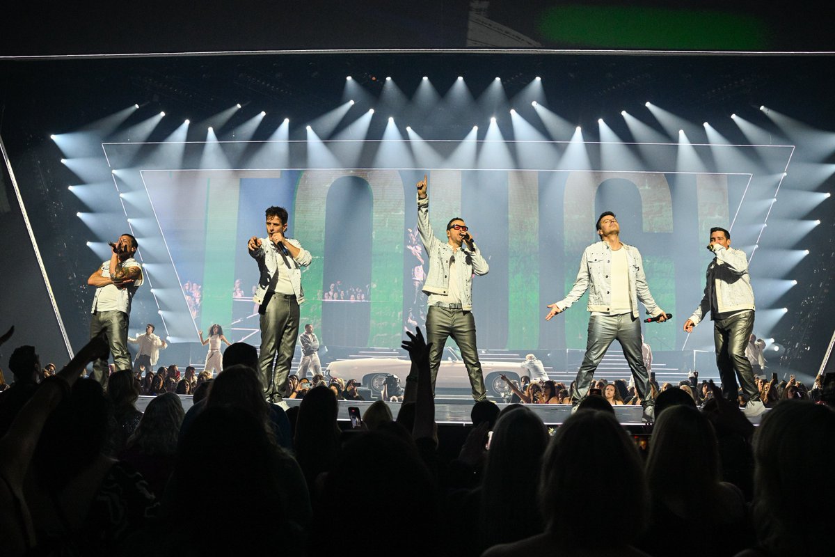 New Kids on the Block tweet media