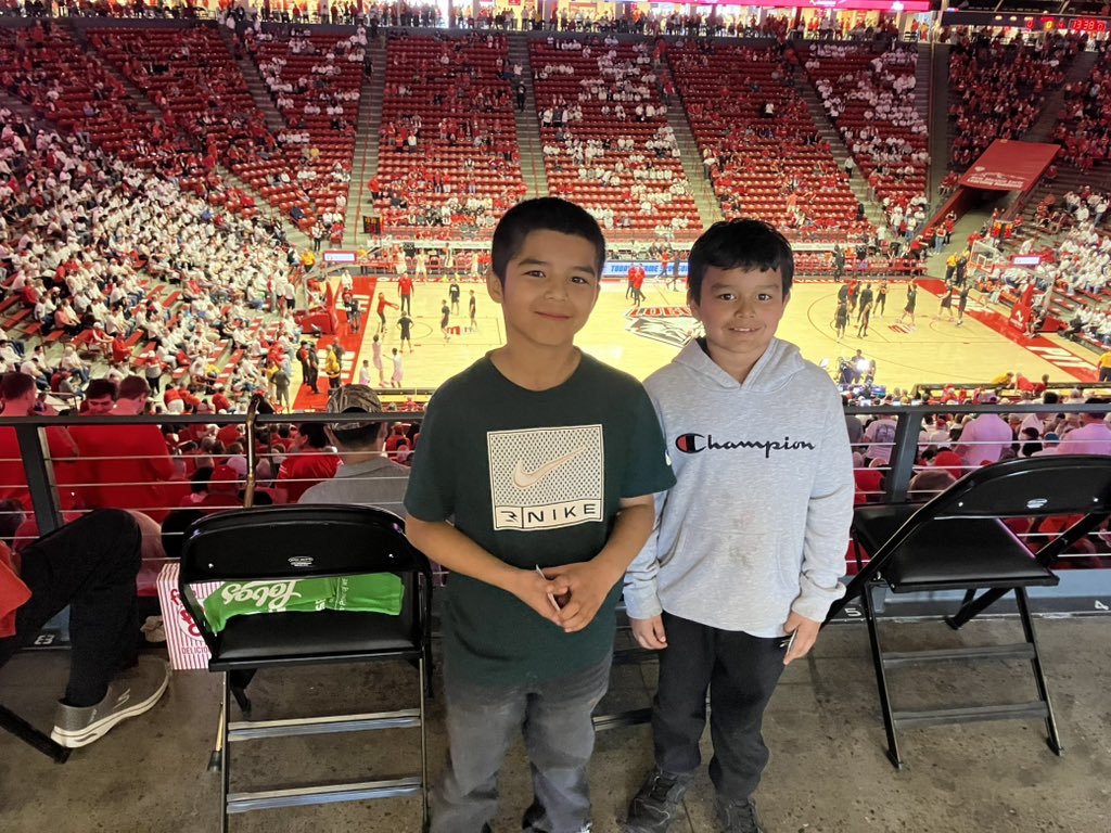 RealBrandega's tweet photo. 1st time at #ThePit for my sons buddies. They’re pumped to see @UNMLoboMBB vs @Aztec_MBB 
#GoLobos #NewMexico https://t.co/A13Xm18MqQ