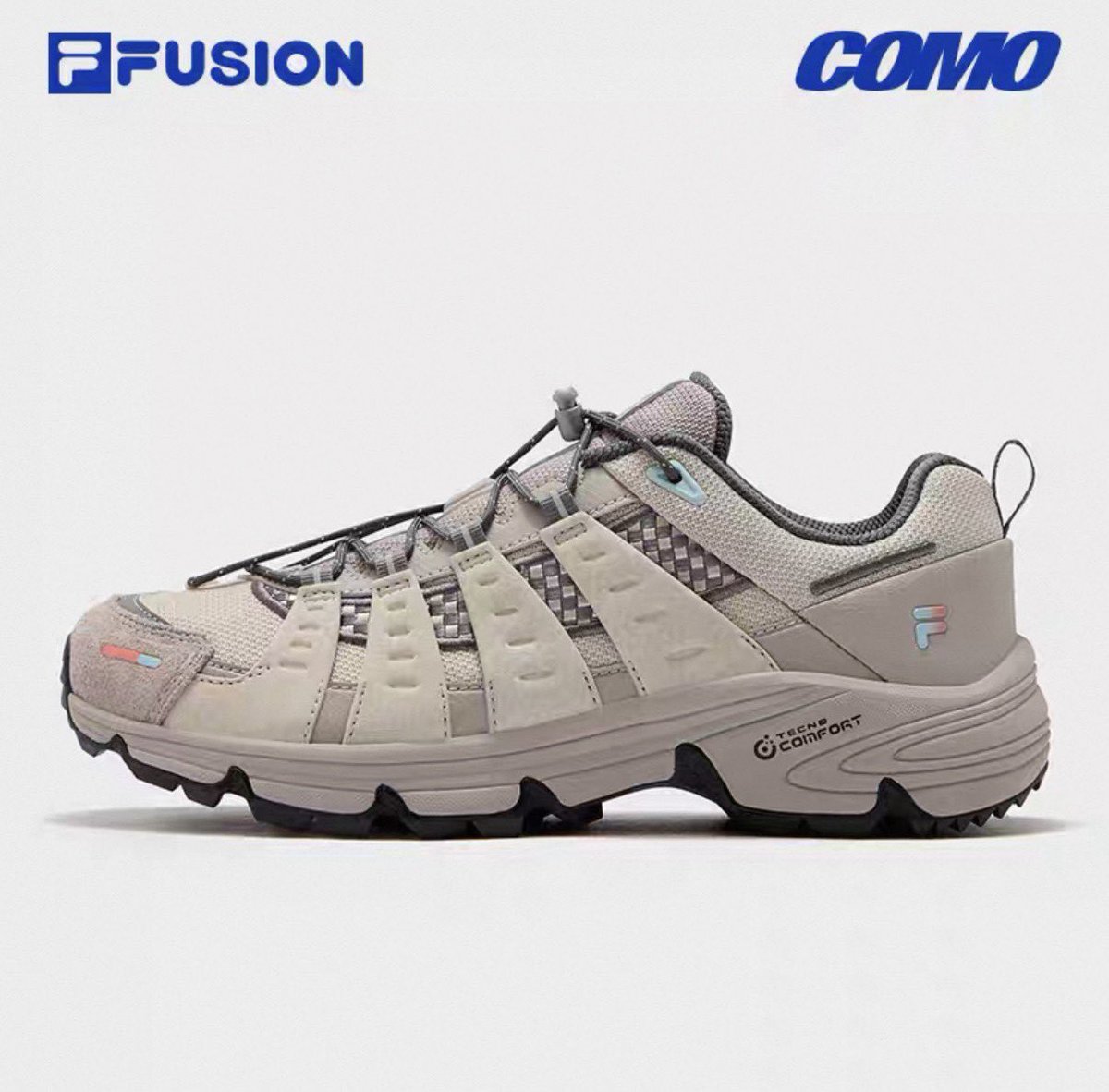 momomomomomo429 可愛いよね！ 中国の公式サイトで売ってたんだけど