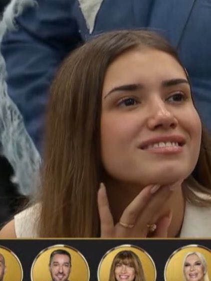 Ghpicante4's tweet photo. AFUERAAAAA ESTAS PLANTS 

#granhermano https://t.co/xF7kQFdMMh