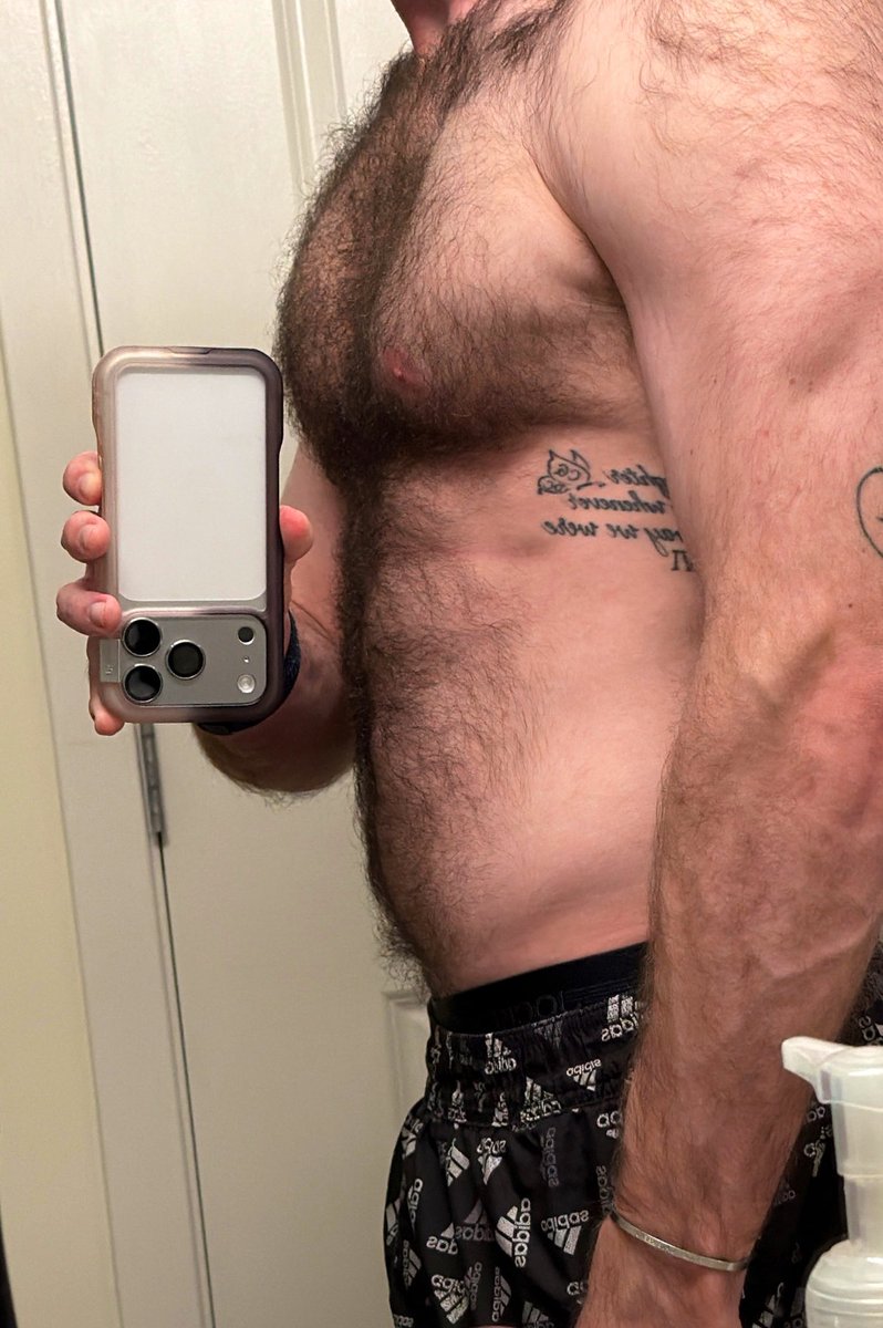 hungover &amp; no top to cuddle 🚬🫩