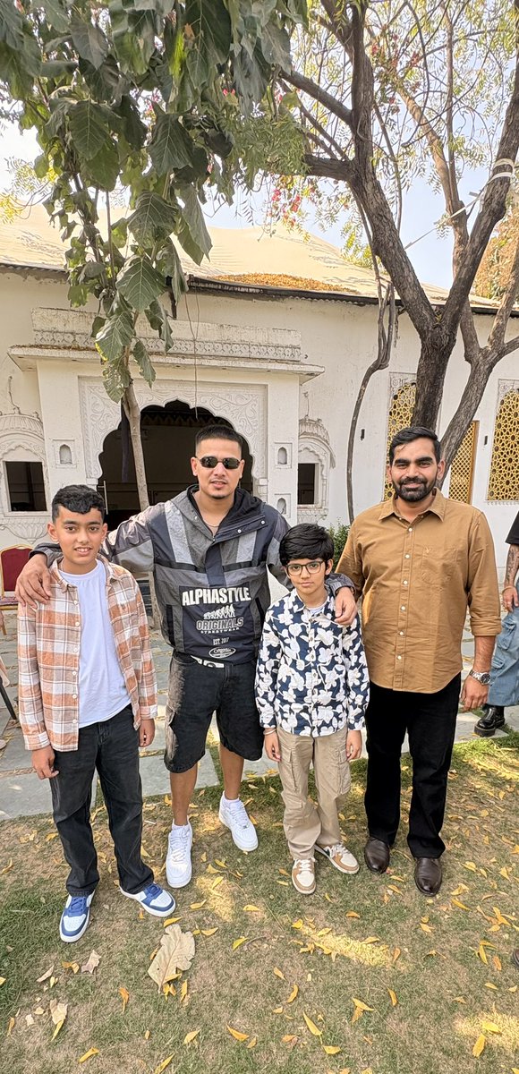 NeerajKhicharRU's tweet photo. भाई ❤️ #Dhanda nyoliwala
#jaipur https://t.co/85bkSvwxFd