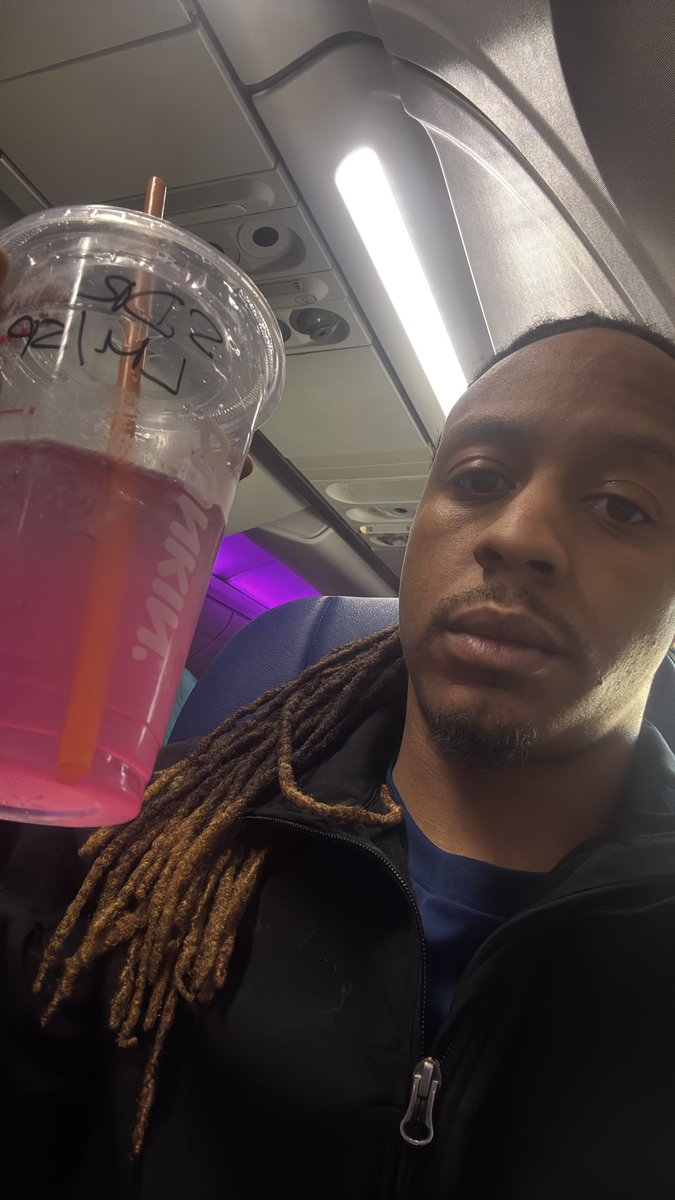 YounggodATM's tweet image. I’m on the Plane. Round locked. Who I get the gas from when I touch down????

#Pimptalk #MoneyClub #Cooksum