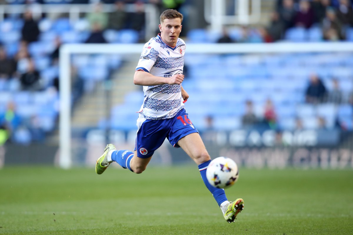 Reading FC tweet media