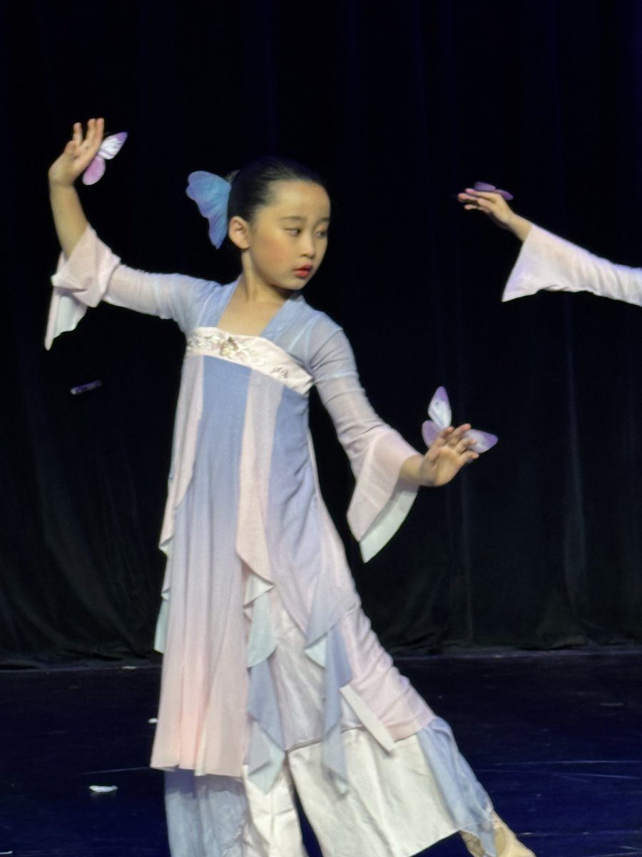 Christine Trodden Ackerman tweet media