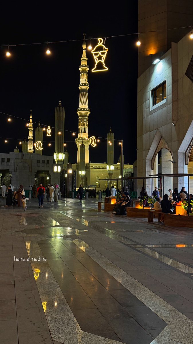 hana_almadina's tweet photo. رمضان في المدينة المنورة 🌙 https://t.co/LVTuN3Ehiu