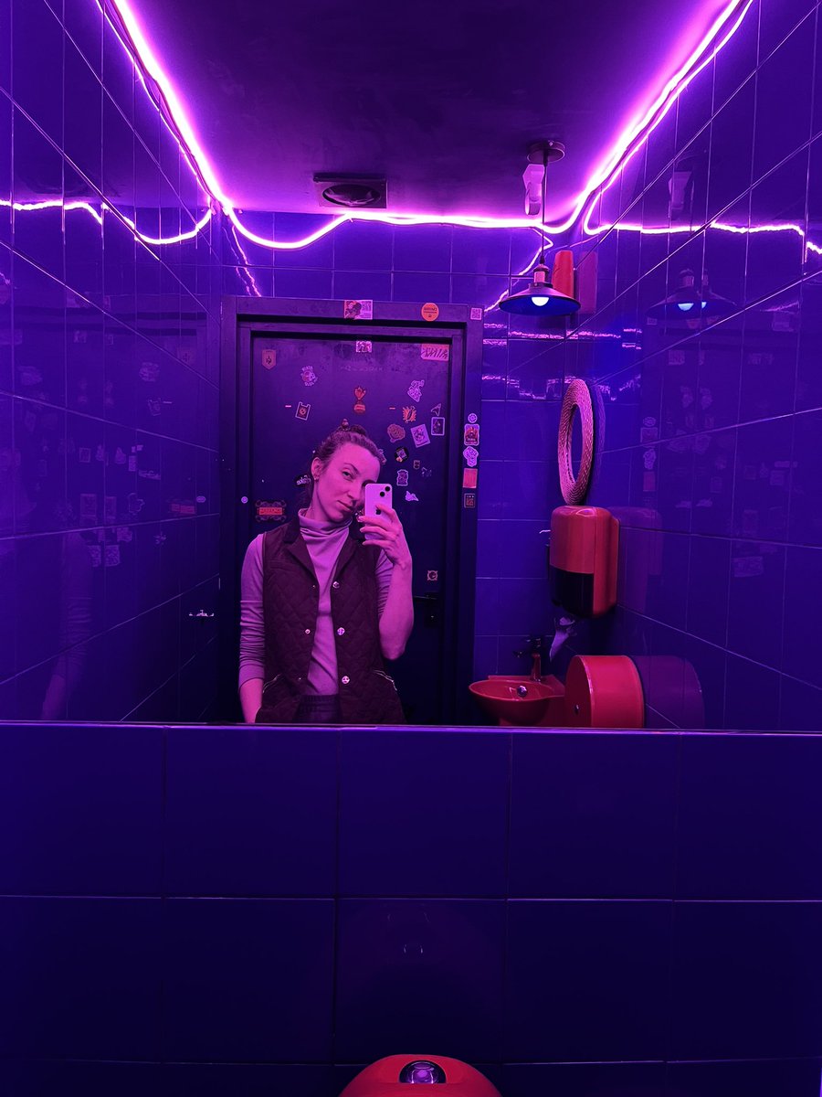 Пані Пригода tweet media