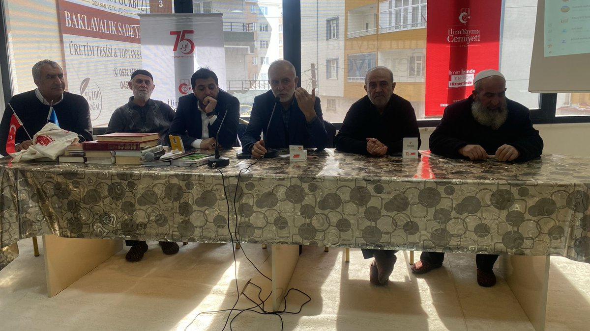 Şube merkezimizde 28 Şubat'ı yaşayan ve o dönemde bedel ödeyen büyüklerimizle bir araya geldik. <a href="/israfilkisla/">İsrafil KIŞLA</a> <a href="/iycgenelmerkez/">İlim Yayma Cemiyeti</a> <a href="/omergun65/">Seyyid Ömer Gün</a> <a href="/tutanhizir/">Hızır Tutan</a> <a href="/yusuftulun/">Yusuf Tülün</a> <a href="/zulfikararapolu/">zülfikar arapoğlu</a>