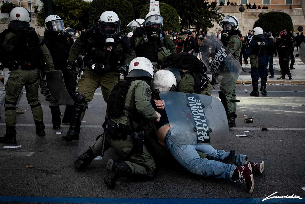 Lewnidia's tweet photo. 28/02/26 #tempi #Τεμπη #τεμπη_εγκλημα #Athens #Greece #antireport https://t.co/BVmeYtbrmr