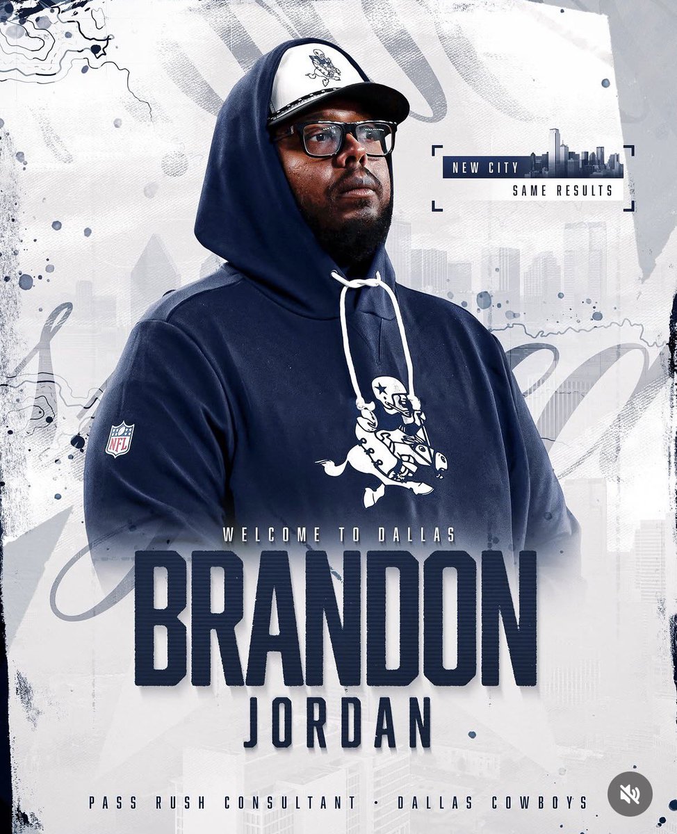 Brandoniswrite's tweet photo. #Cowboys pass rush consultant Brandon Jordan on Instagram:

“One Chapter Close Another One Opens! I’m Back To The South now! Blessed to be the Pass Rush Consultant for America’s Team!!”

(📸: @CoachBTJordan on IG) https://t.co/kikTBcujGH