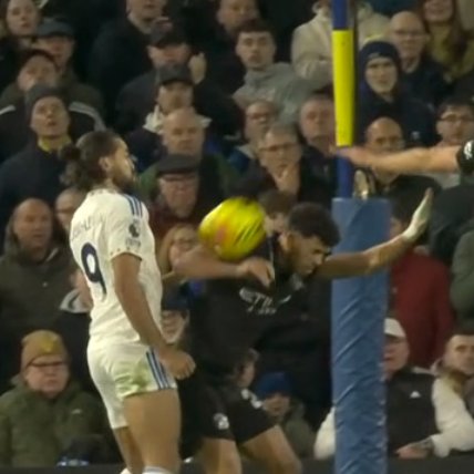 The Touchline | 𝐓 tweet media