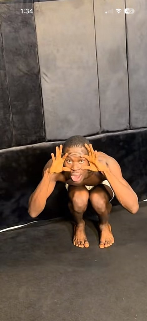 world Bukas🧃 tweet media