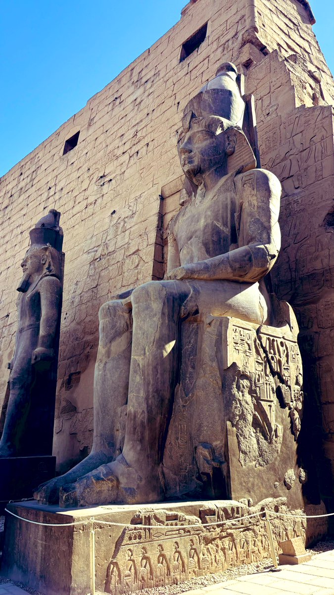 pasiflaura's tweet photo. Seninle birlikte Orta Doğu sayfasını kapattım sanırım.

#luksor #luxor  #mısır #egypt https://t.co/xBCt1Lu5Kl