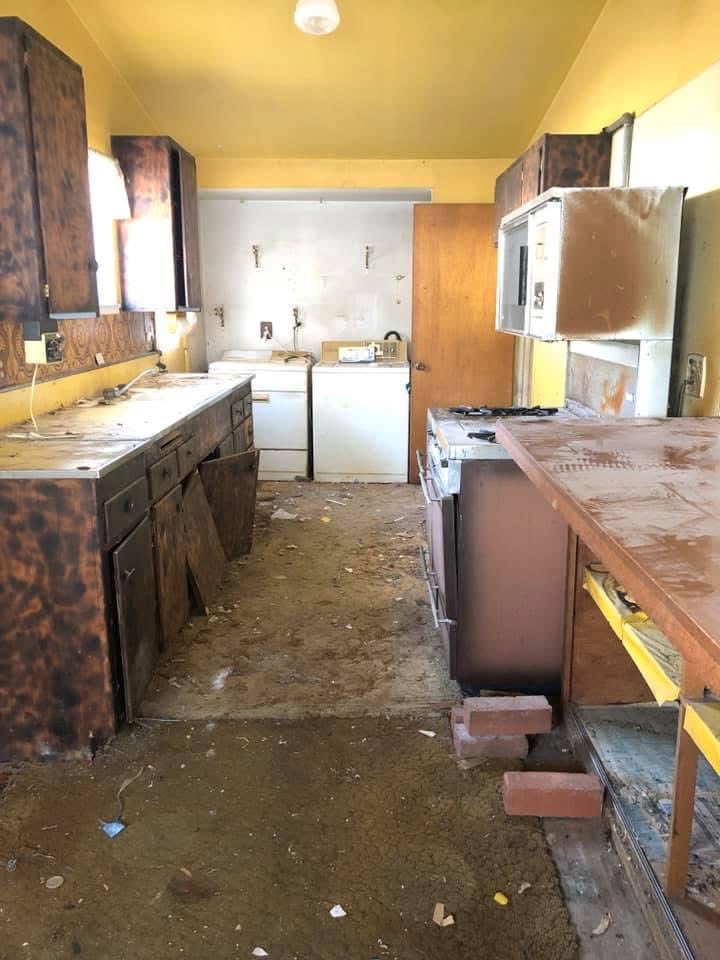 RealEstateDude tweet media