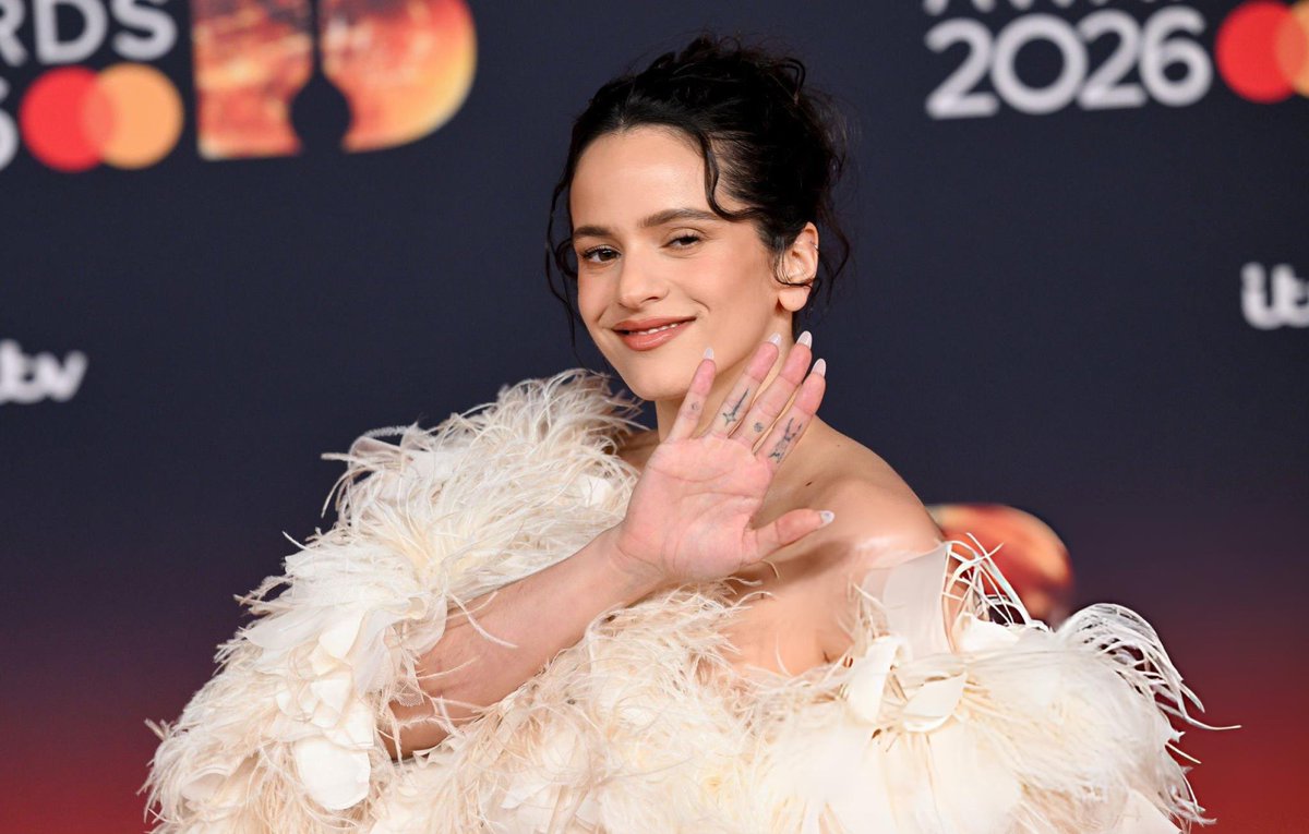 MOTOMAMlTOUR's tweet photo. Los premios #BRITs comenzarán a las 21:45 CET y Rosalía tiene preparada una actuación muy especial.

Sintoniza a través de YouTube:
https://t.co/fUvZToRuQt https://t.co/99ue6IDYWF