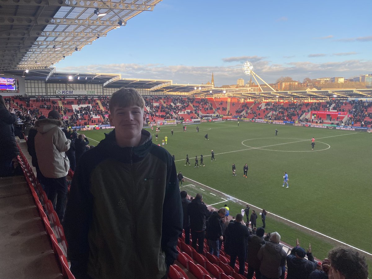 1978Antsmith's tweet photo. Ground 55 of the current 92 Prem and EFL clubs completed, a visit to the New York stadium to watch Rotherham United vs Plymouth Argyle. Much needed 3 points for The Millers to help them fight relegation. Talking point of the game was the performance of the referee team - poor. https://t.co/uQcW4bzeI4