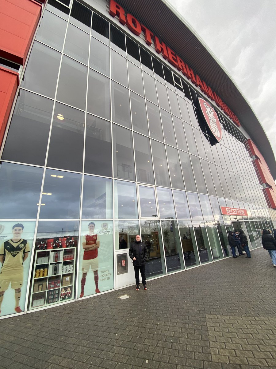 1978Antsmith's tweet photo. Ground 55 of the current 92 Prem and EFL clubs completed, a visit to the New York stadium to watch Rotherham United vs Plymouth Argyle. Much needed 3 points for The Millers to help them fight relegation. Talking point of the game was the performance of the referee team - poor. https://t.co/uQcW4bzeI4