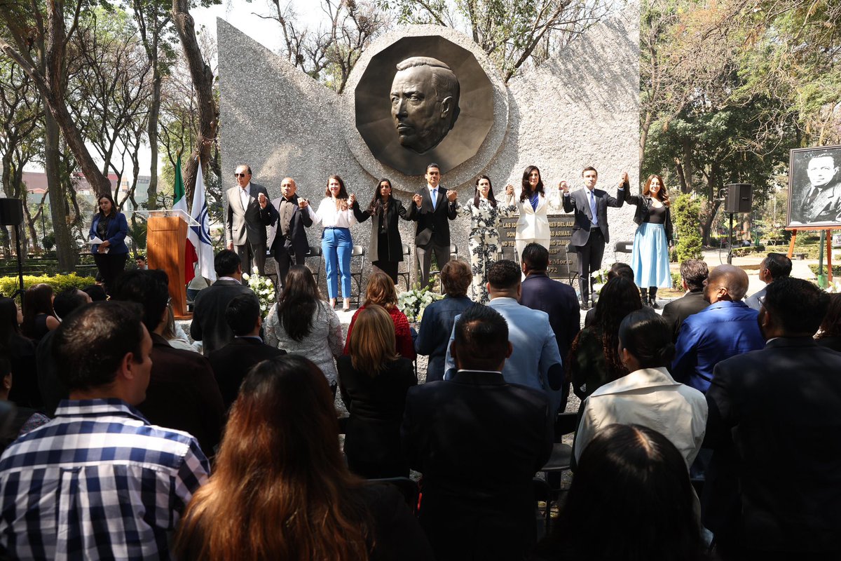 Fer Doval tweet media