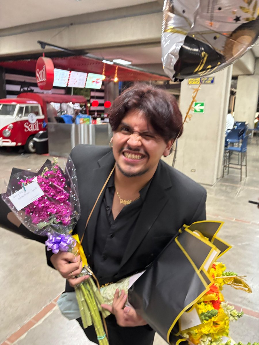 Lic. Andopado 📚 tweet media