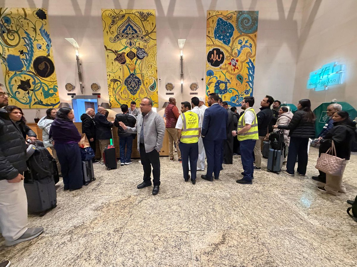 indembkwt's tweet photo. Embassy officers @indembkwt met Indian nationals stranded in Kuwait due to airspace shutdown in view of the evolving regional security situation. 

Several Indian nationals have exited Kuwait Airport and are staying in different hotels in Kuwait City while a few others are at the airport hotels. Arrangements have been made to look after their stay in Kuwait. The Embassy is in continuous touch with the respective airlines and conveys appreciation to Kuwaiti Authorities and the airlines for their positive support.

@narendramodi
@PMOIndia
@mygovindia
@PIB_India 
@DrSJaishankar 
@KVSinghMPGonda
@PmargheritaBJP
@MEAIndia
@ANI 
@DDNewslive
@PIB_India
@airnewsalerts
@diaspora_india
