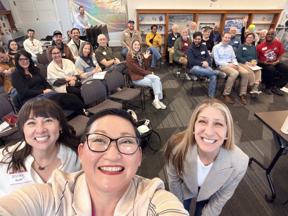 Emily Weber tweet media