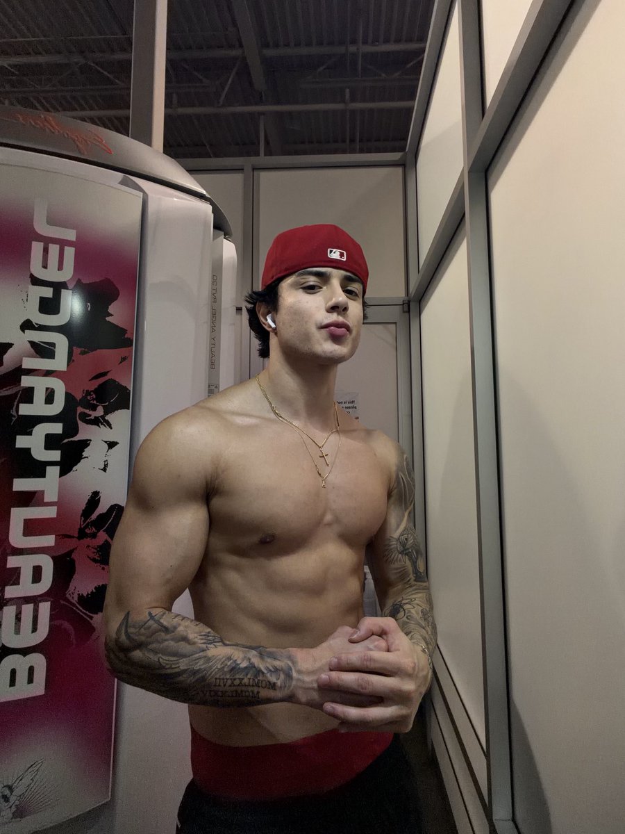 KingStrada👑 tweet media