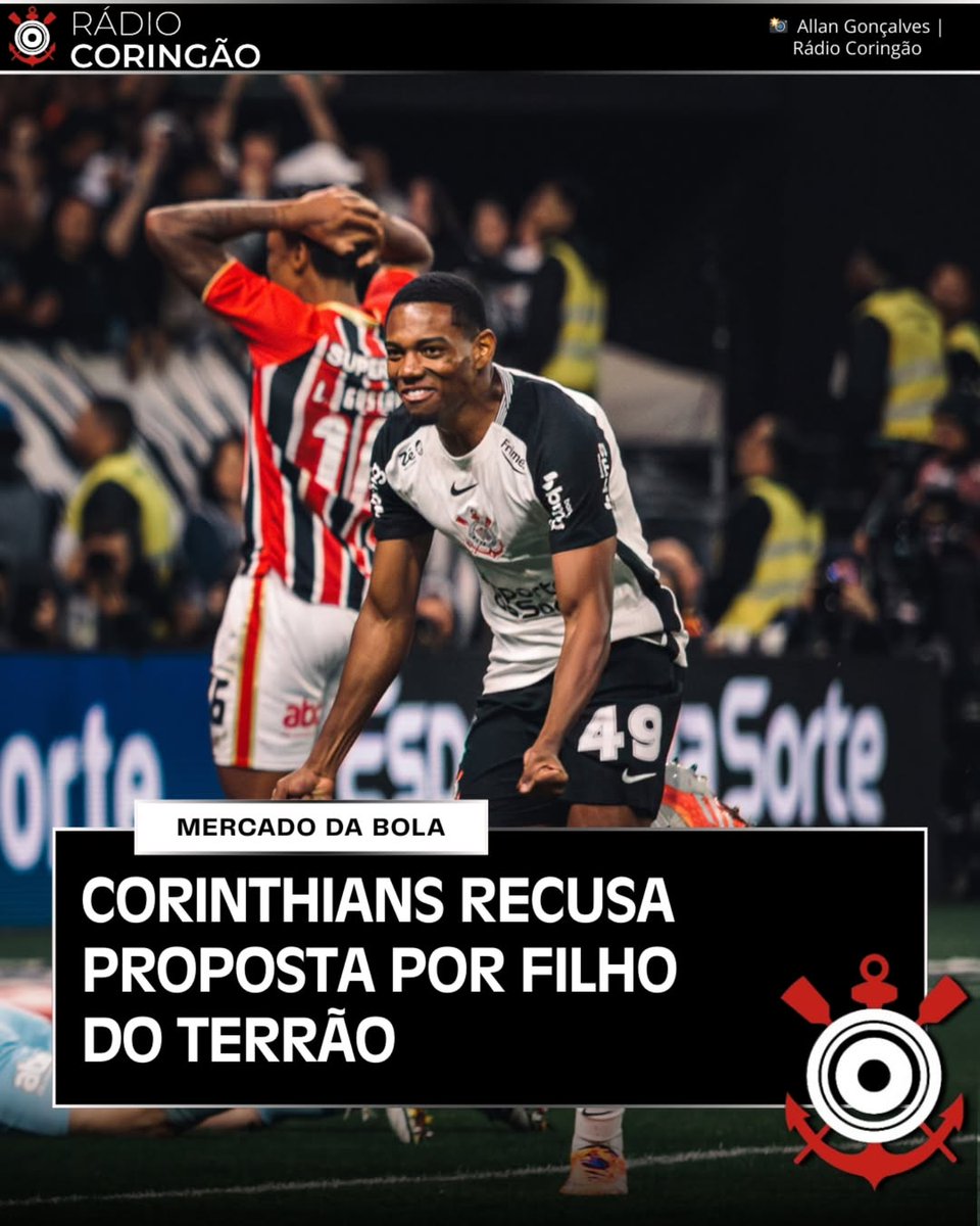 André recebeu uma proposta da Juventus, de acordo com o jornalista Samir Carvalho.

Em janeiro, o clube também recusou uma proposta da Internazionale. A diretoria alvinegra não pretende negociar André por menos de 25 milhões de euros.