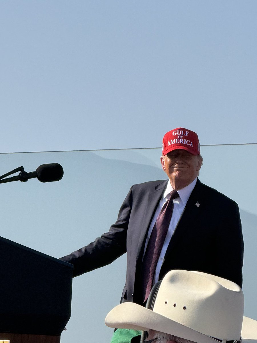 Jessica Hart Steinmann tweet media