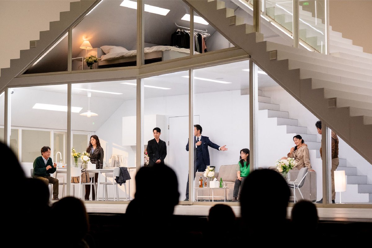 adelaidefest's tweet photo. Today is your last chance to witness Simon Stone's 𝗧𝗵𝗲 𝗖𝗵𝗲𝗿𝗿𝘆 𝗢𝗿𝗰𝗵𝗮𝗿𝗱!
★★★★★
"There’s so much to say about this play but it was perhaps best said by the audience which erupted into a resounding standing ovation." – 𝗧𝗵𝗲 𝗔𝗱𝘃𝗲𝗿𝘁𝗶𝘀𝗲𝗿
📸 Jack Fenby https://t.co/BsdlCbkmPO