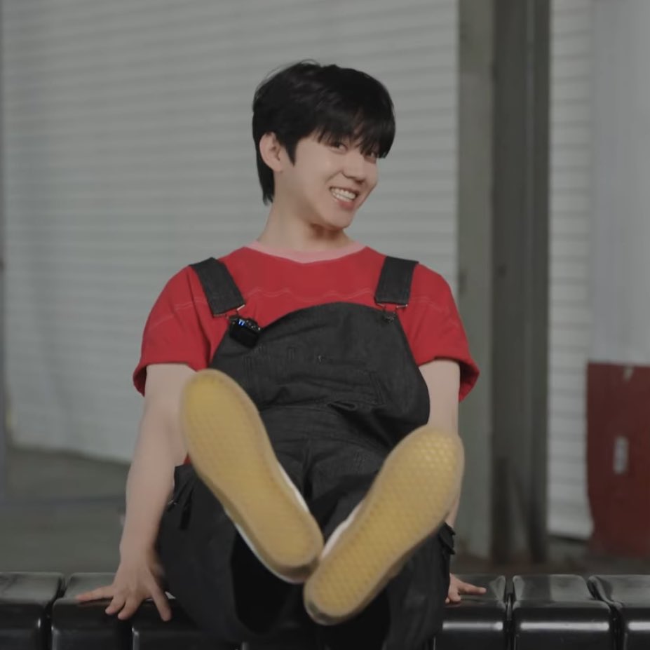 #마음찍은트친과아무것도하지않지만그저서로를뮤트하지않았음을확인하며3월도행복하시길바라기
지금 집들어와서 지금부터 3월 1일입니다
다들 3월에도 잘 부탁드립니다