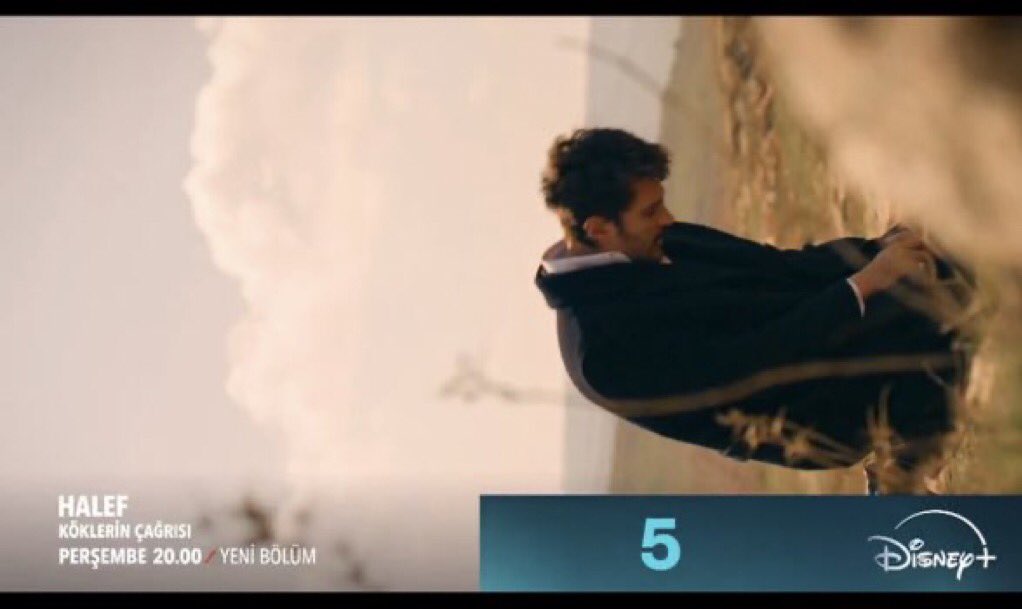 His dad died 
Serhat: ☺️

He found out his brother killed his dad
Serhat: ☺️

His mom had a heart attack
Serhat: ☺️

His baby almost died
Serhat: ☺️

Yildiz said she loved Yildirim and erased his fingerprint from her chest
Serhat :

#HalefKöklerinÇağrısı #YilSer #yilser
