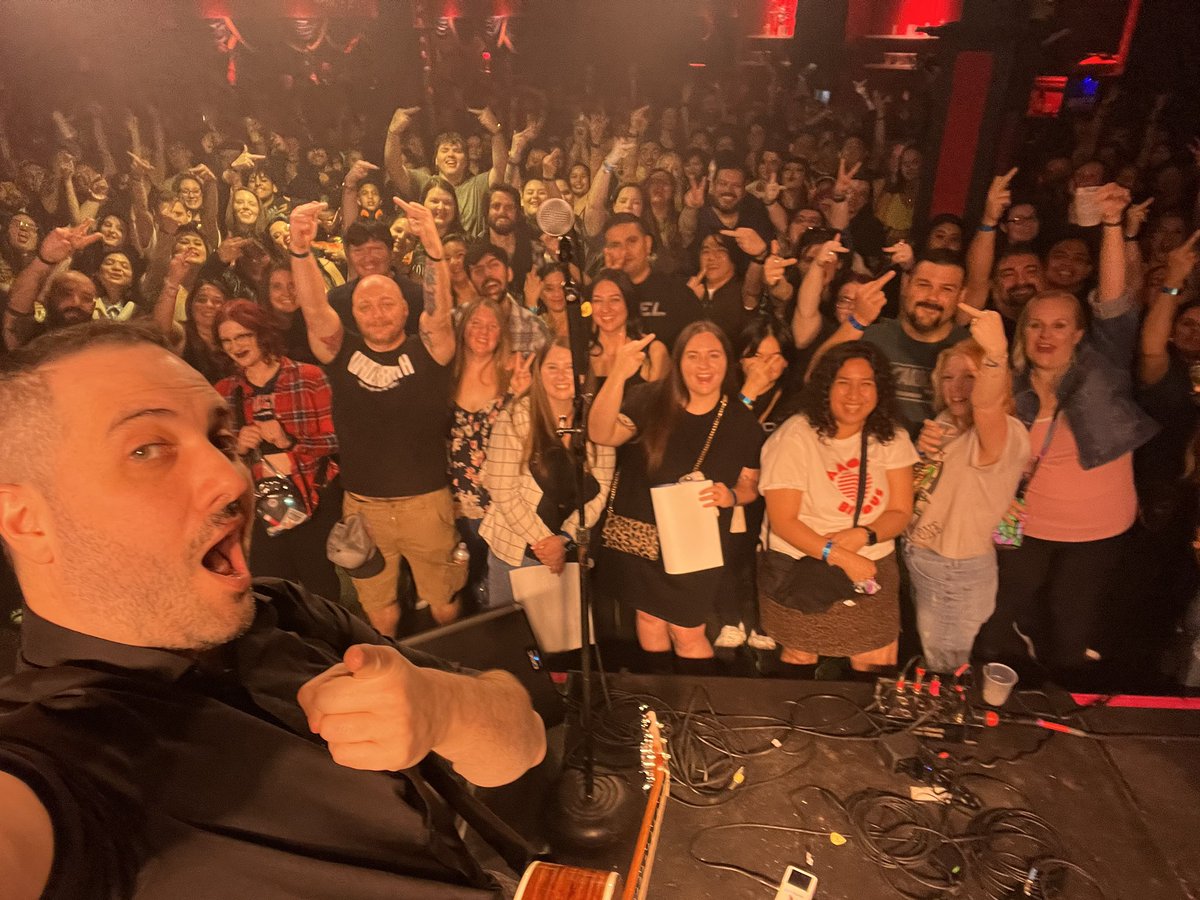 Don't Panic tweet media