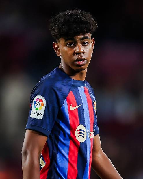 ᴍᴀɴᴜ. tweet media