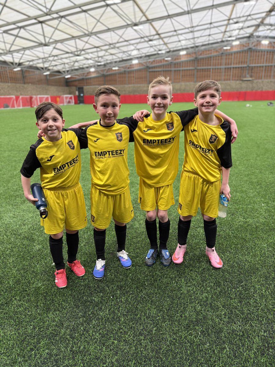 Laura Gribben tweet media