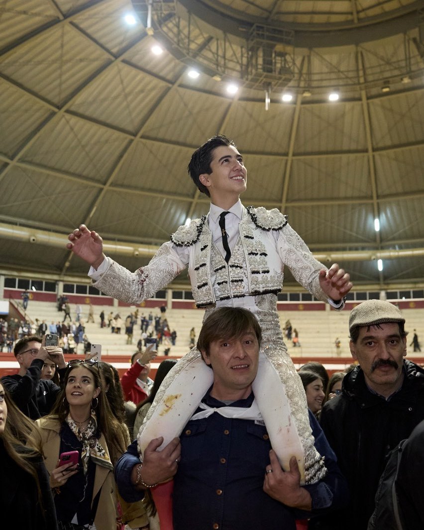 Plaza de Toros La Flecha tweet media