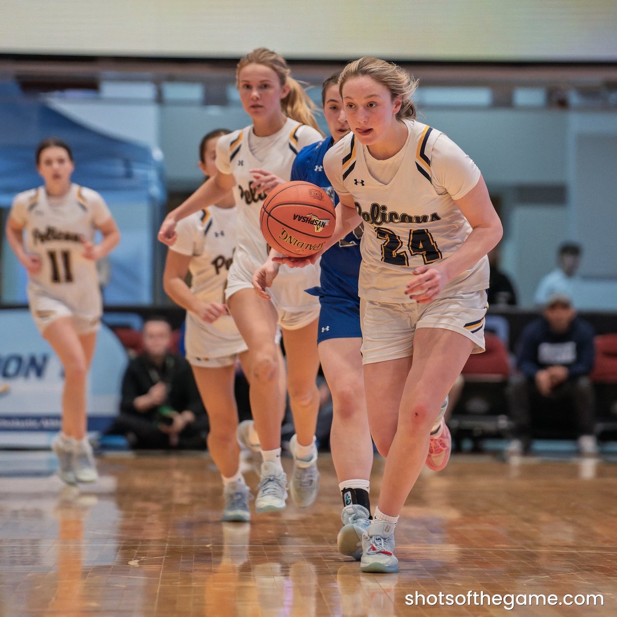 KDJmedia1's tweet photo. Brooke Green amazes in Pelham’s 64-53 win over Hen Hud. https://t.co/lpd0nsIF7t