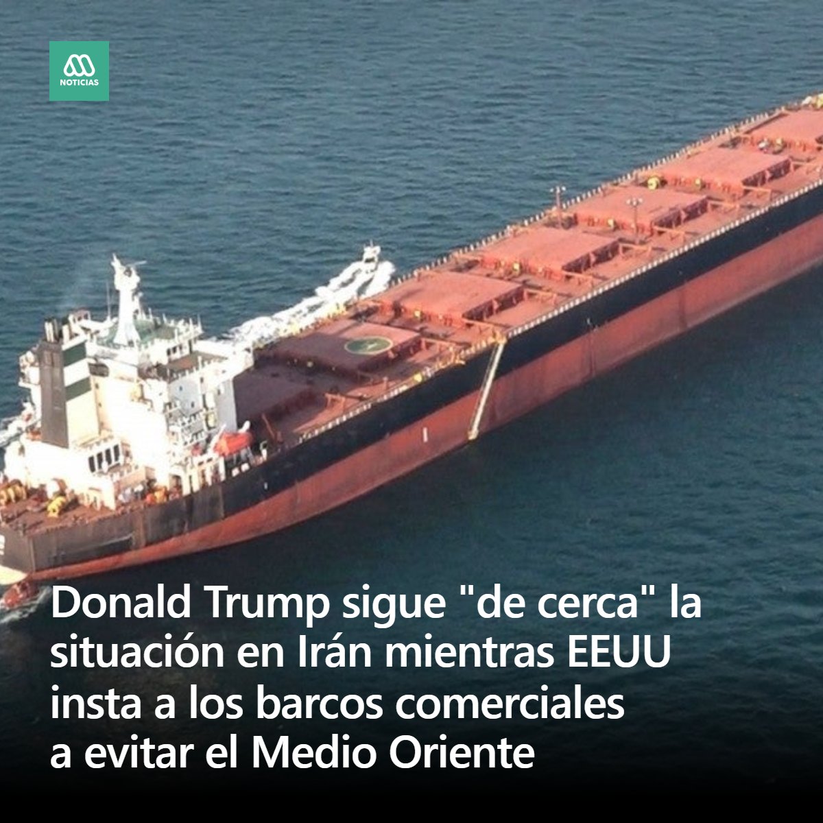 meganoticiascl's tweet photo. La Casa Blanca informó que Donald Trump sigue desde Florida la situación en Irán, mientras que el gobierno estadounidense le pidió que los barcos comerciales eviten el Medio Oriente 👉 https://t.co/F4o8jlY1cU https://t.co/nAvwLZUpDw