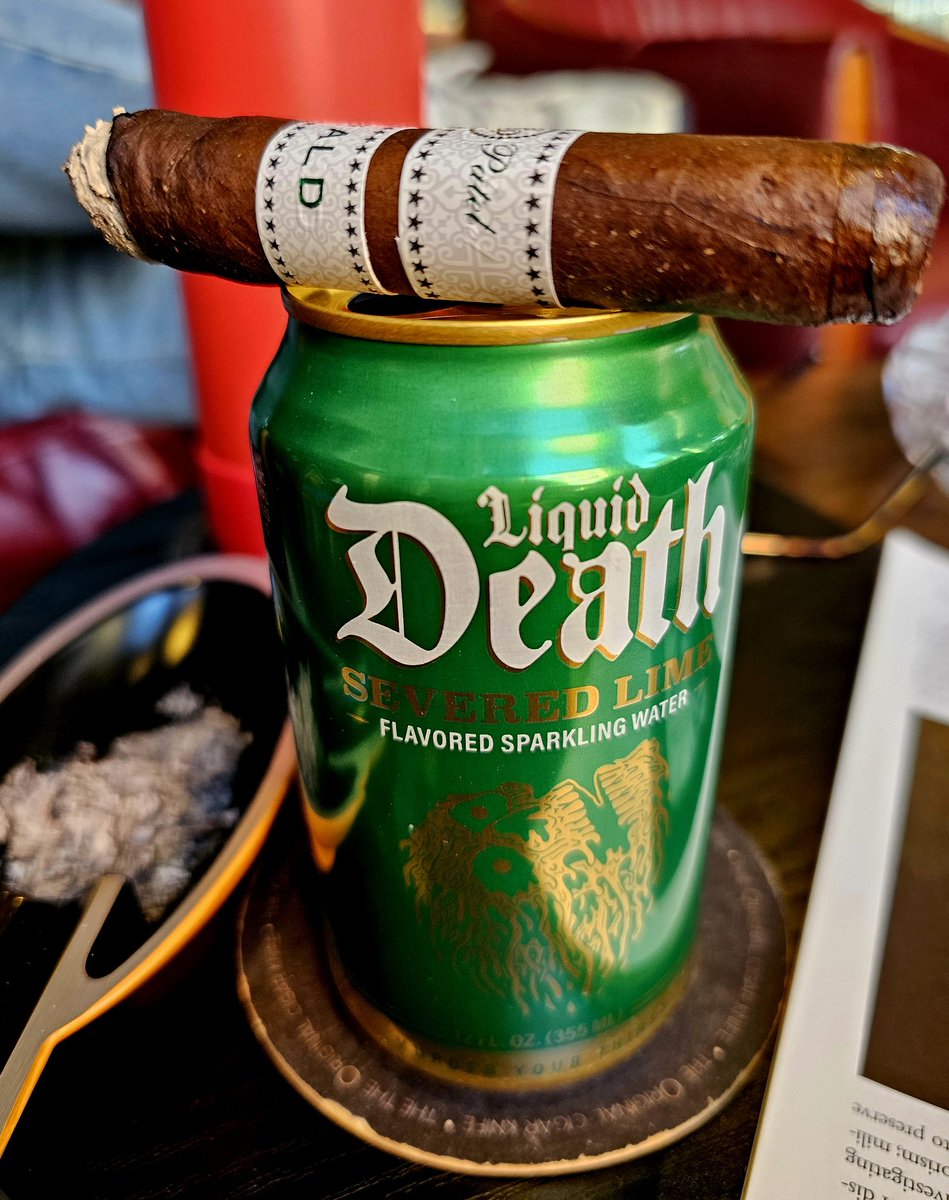 Petit Corona tweet media