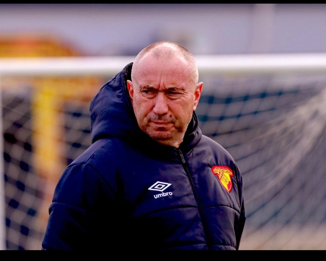 Bu kadroyla bize Avrupa hayalini sen kurdurdun, mücadeleyi sonuna kadar verdin. Senin de formsuz dönemin olacak hocam, bugünlerden de seninle çıkacağız.