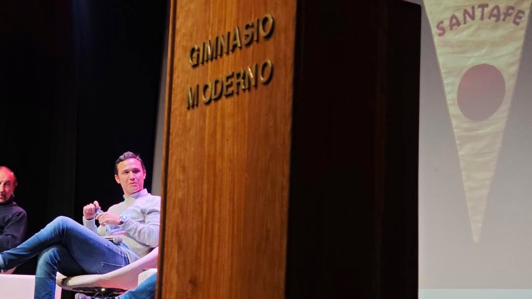 85 años de historia que trasciende el juego, una historia cultural y que unió a una ciudad. Ser parte es mi mayor orgullo. te defenderé a capa y espada. Siempre hacia adelante sin importar lo que pase, como tu historia misma. 

Te amo viejo, 85 pero estás fuerte como un roble