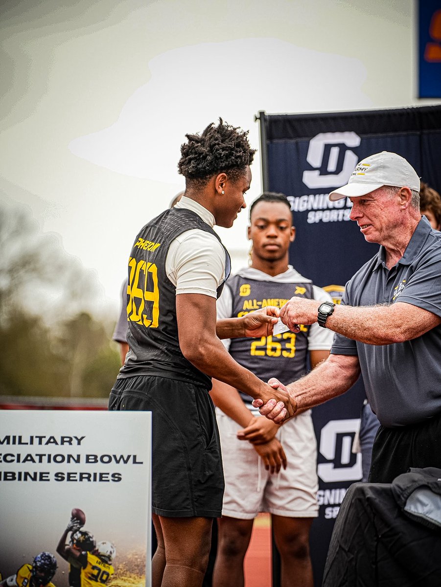 Devin M Alfred tweet media