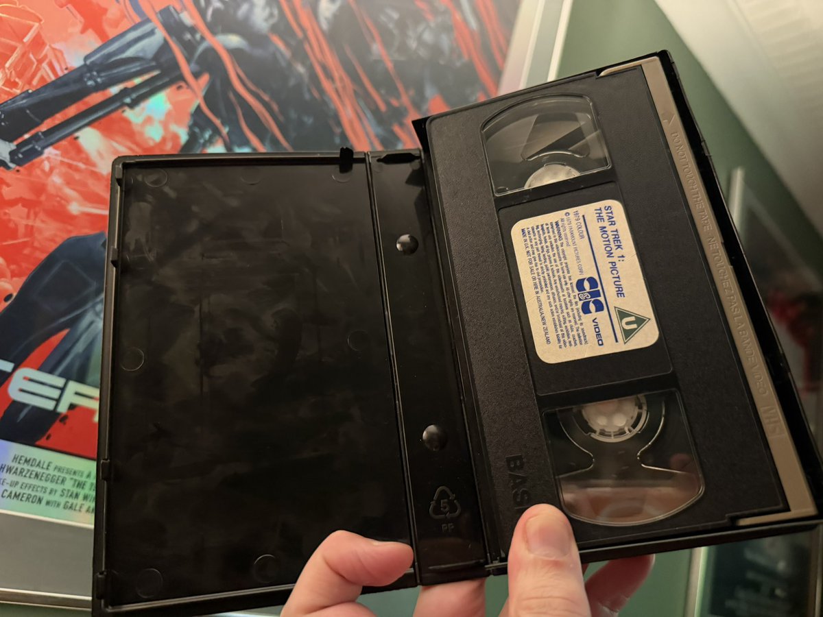 the4kCollectivE's tweet photo. And today. Saw this out in the wild. Couldn’t leave it there. UK VHS release of Star Trek The Motion Picture from CiC video. In HiFi.
#StarTrek #StarTrekTMP @RMBee @StarTrek @STVTFFREDUX @StarTrekVisComp @StarTrekMovie #VHS #CiCVideo @ParamountPics https://t.co/qG4XRvBokf