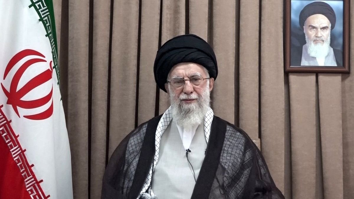 ‼️‼️ Izraelské média, Reuters: CHAMENEÍ BYL ZLIKVIDOVÁN, jeho tělo bylo nalezeno. Netanjahu si prohlíží dokumentaci těla.