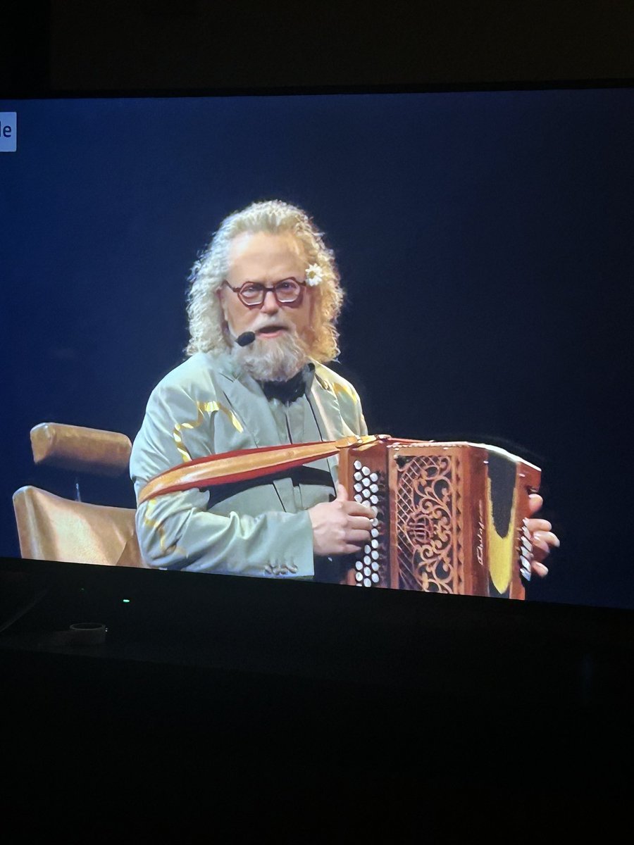 Andi Watson tweet media