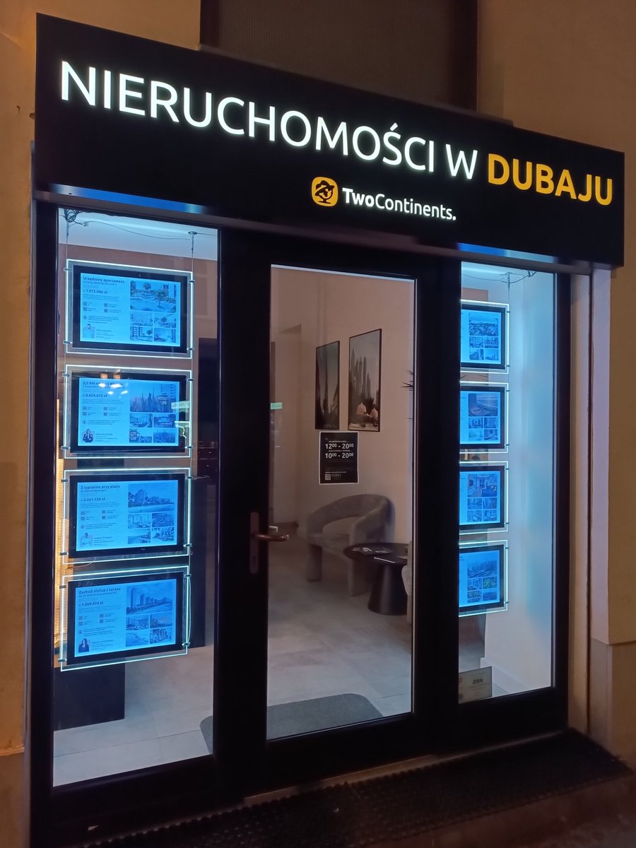 Adam | Krasnal Invader tweet media