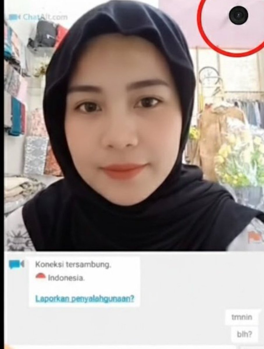 rafaelacool121's tweet photo. Lagi kerja padahal... https://t.co/rnERkOfbqc
