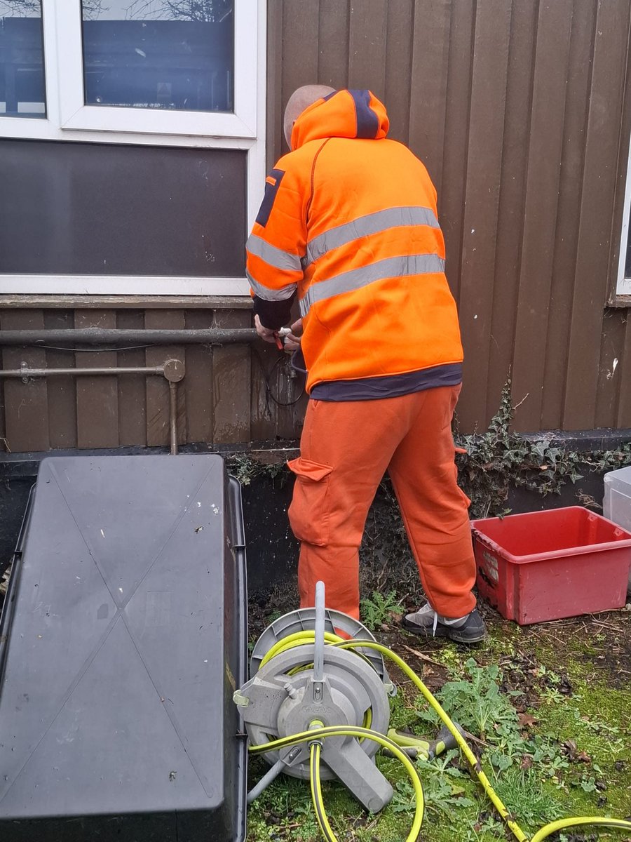 IGMPlumbing's tweet photo. It is a busy half term for our team! We are currently on-site performing school maintenance, clearing U-bends of paintbrushes and debris, and repairing broken drain covers. Ensuring everything is safe and clear for the students' return. #SchoolMaintenance #Harpenden https://t.co/Ik4C0NQzlc