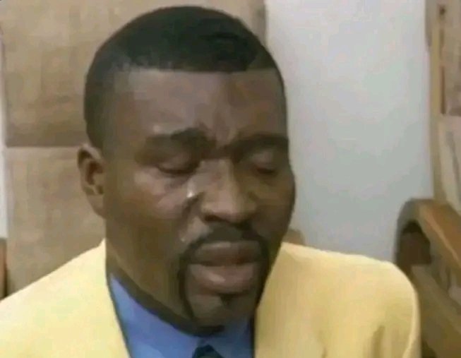 Imagine catching your gf cheating and the guy beat you up 😭