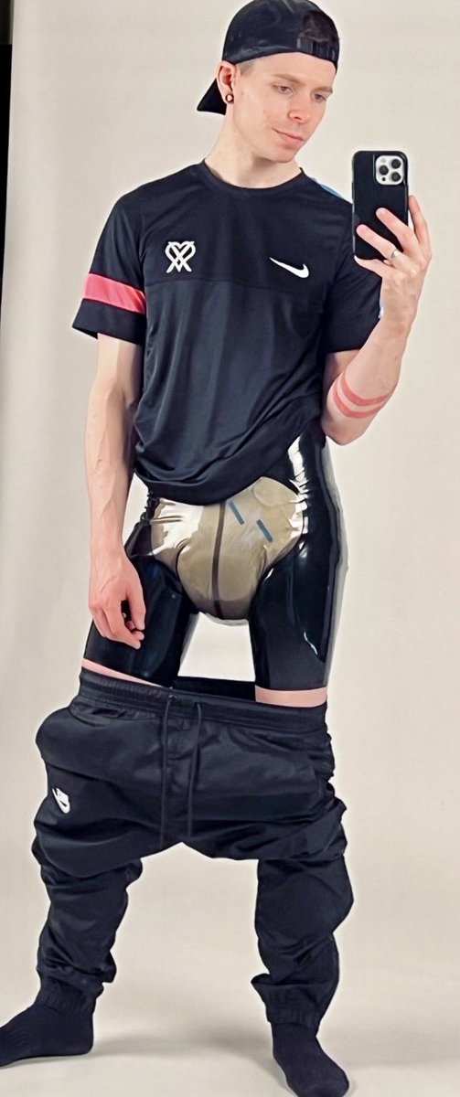 Jezabell tweet media